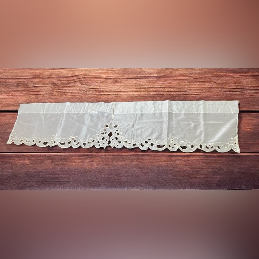 Collections Etc Ivory Lace Trim  Valance  Curtains with Scalloped Edges 29"x13"